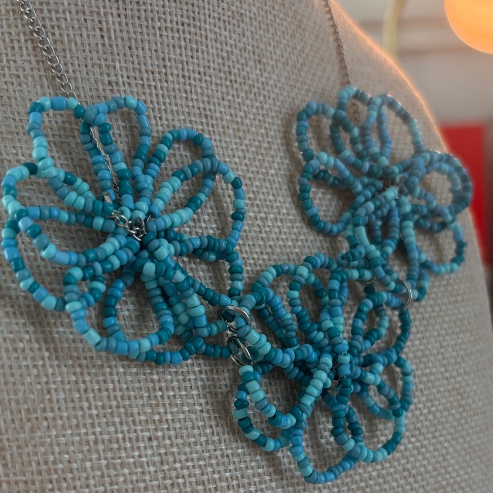 Blue Seed-bead Floral Necklace 8” - Picture 2 of 5
